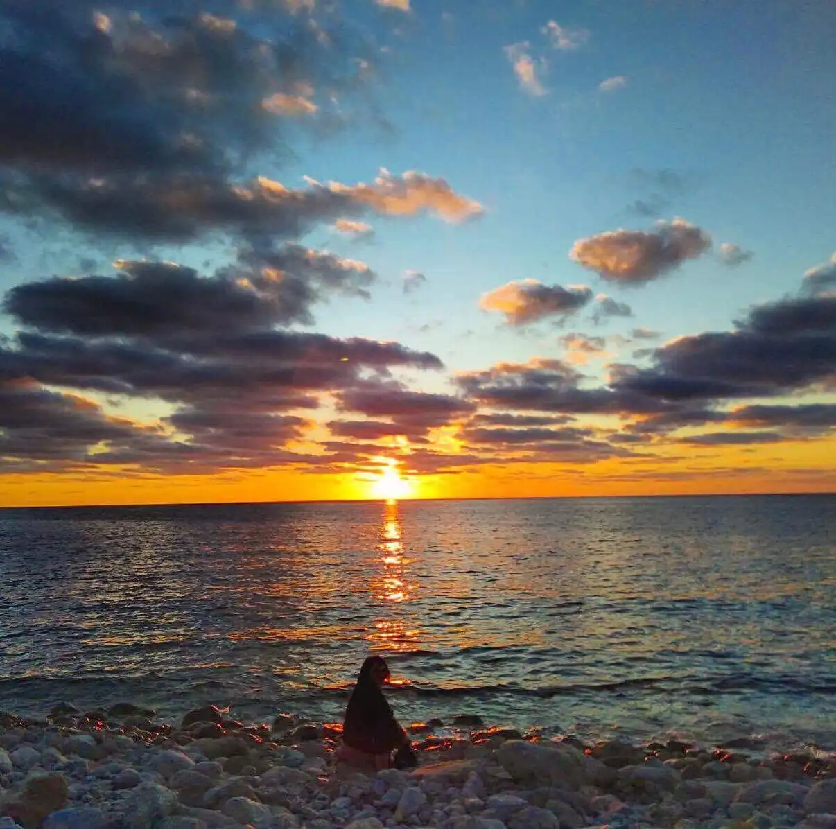Solnedgang v. havet